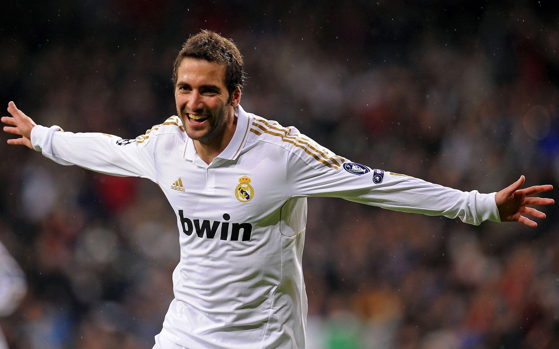 开云网页-《英雄联盟》“预选赛”疯狂启动,冠军花落谁家?