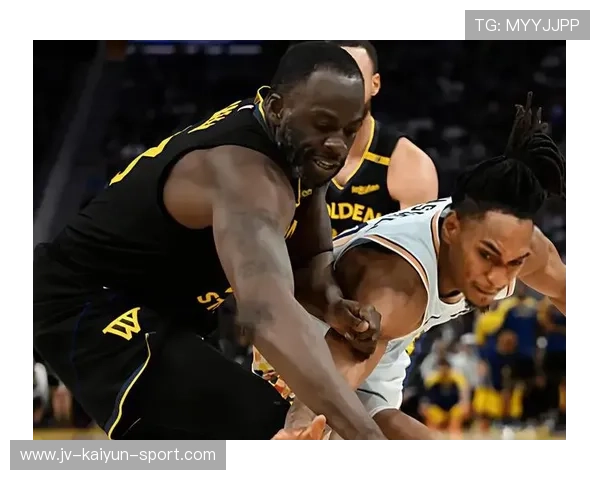 NBA裁判争议再现球迷讨论不断，nba裁判决定比赛